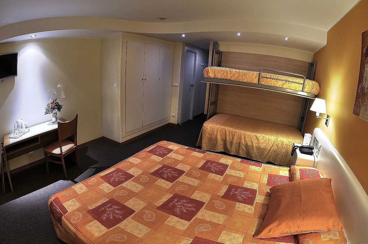 ****  Hotel Kandahar Pas De La Casa Andorra